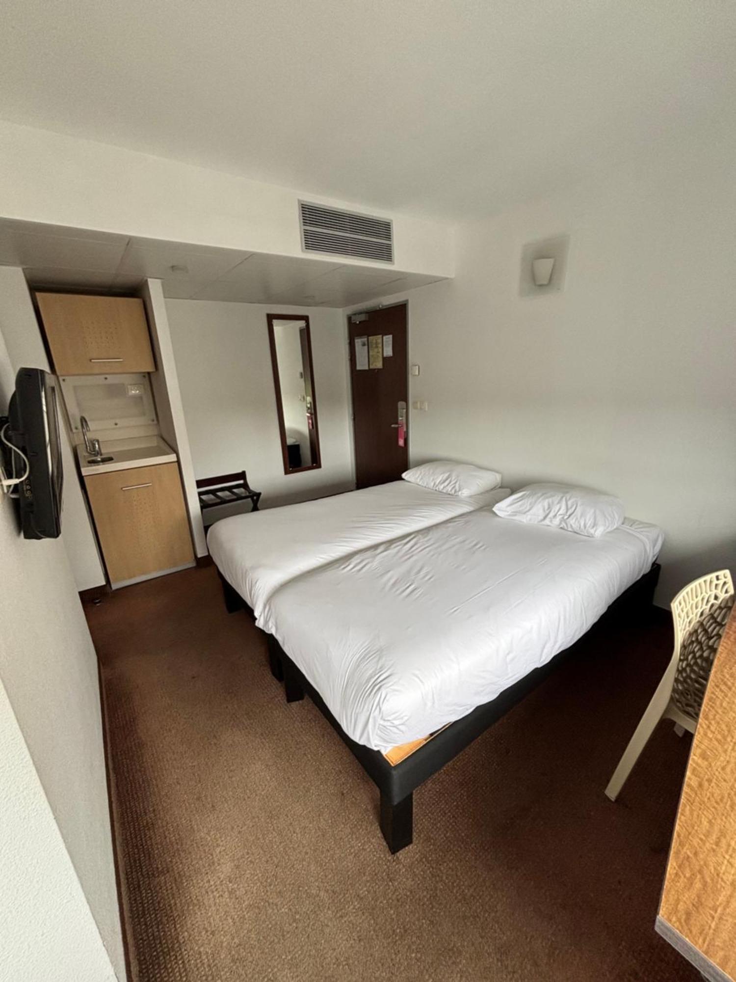 Ibis Styles Bethune Bruay La Buissiere Exterior foto